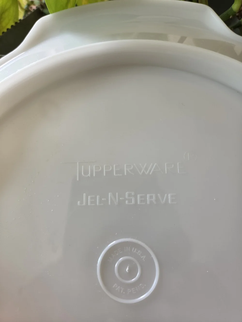 Vtg Tupperware Green and White Jello Mold Set with Decorative Imprint Lids